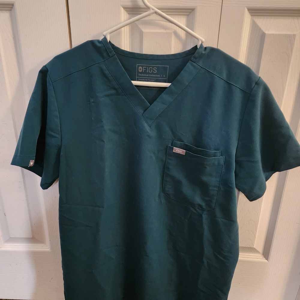 FIGS Men's Teal Shirt